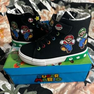 Super Mario Black High-Top Sneakers